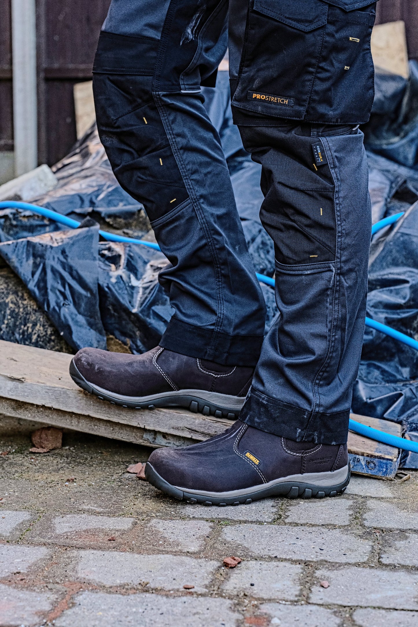 DeWalt Radial Safety Dealer Boot