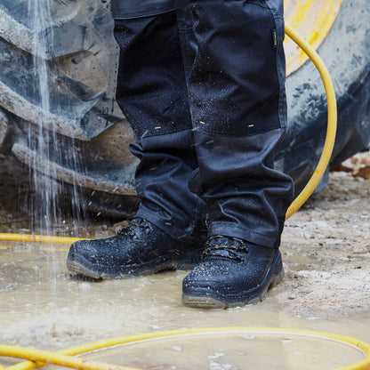 DeWalt Newark Waterproof Safety Hiker