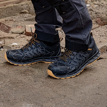 DeWalt Fargo Sports Safety Trainer
